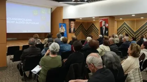 Denizli’de Dijital Güvenlik Eğitimi: Yaşlılara Dolandırıcılık Uyarısı