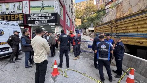 Zonguldak’ta çökme sonrası Kadırga Apartmanı tedbir amaçlı tahliye