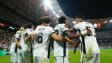 Beşiktaş 2-2 Crystal Palace: UEFA Avrupa Ligi’nde puan paylaşımı