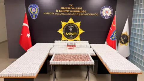 Manisa’da 225 bin sentetik uyuşturucu hap ele geçirildi