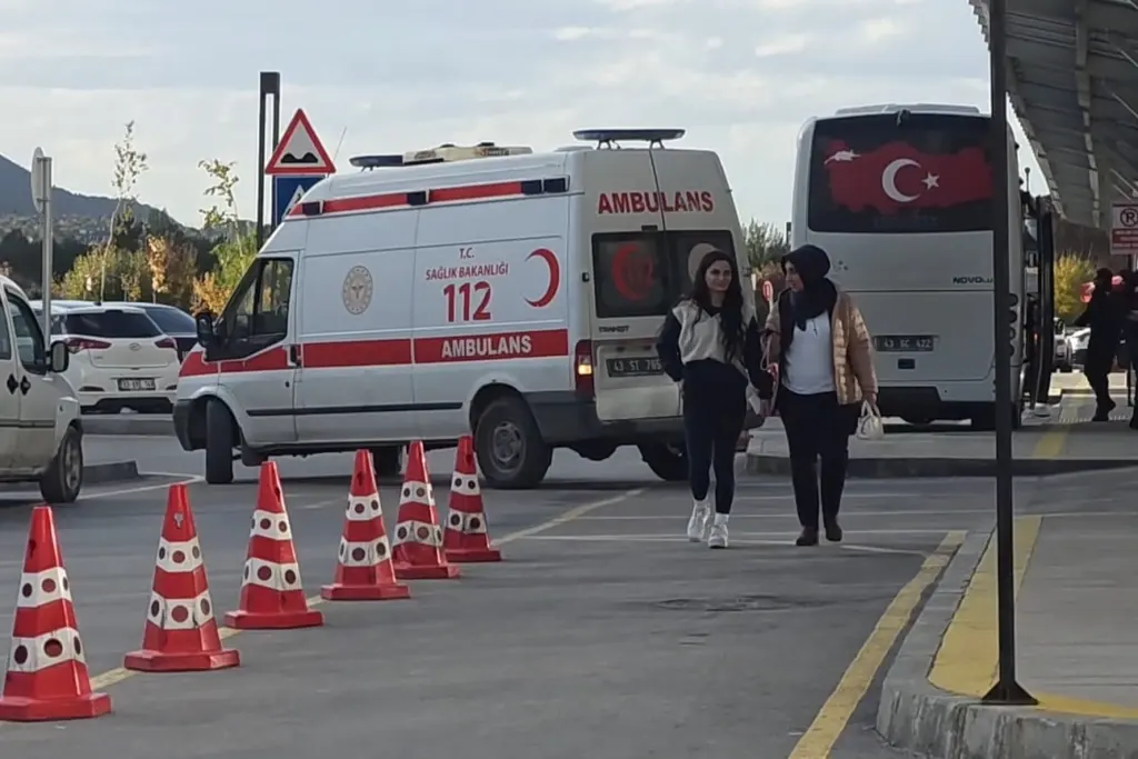 Kütahya'da 19 öğrenci zehirlenme şüphesiyle hastaneye başvurdu