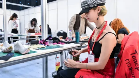 Fashion Prime İzmir’de: Genç tasarımcılar fütürizm koleksiyonlarını sundu