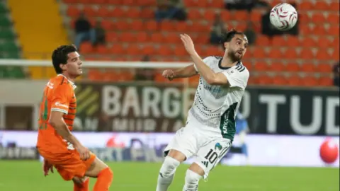 Kocaelispor Alanya deplasmanında 2-0 galip geldi
