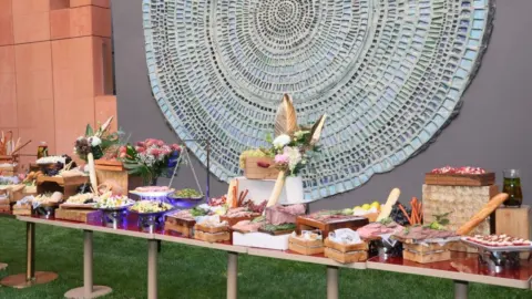 İzmir’de Comensa restoranı Swissôtel Büyük Efes’te açıldı