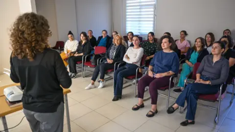 Bornova’da kadın sağlığı semineri başladı: İlçede koruyucu sağlık atağı