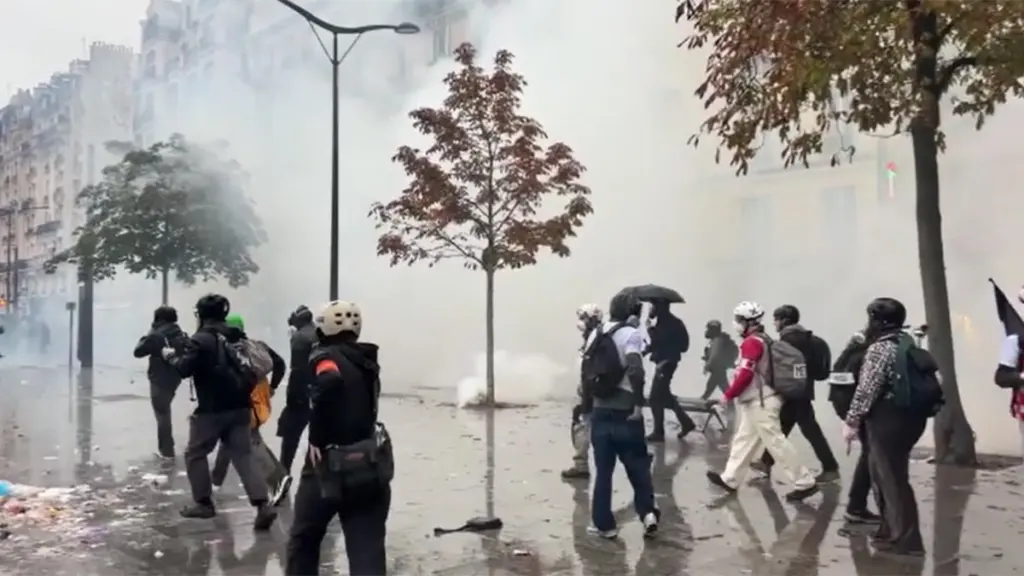 Fransa ve İtalya’da protestolar büyüyor: Yüzbinler sokağa indi