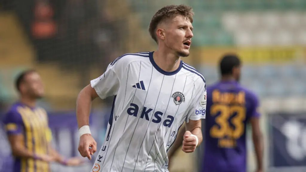 Kasımpaşa Eyüpspor deplasmanında Benedyczak ile 1-0 kazandı