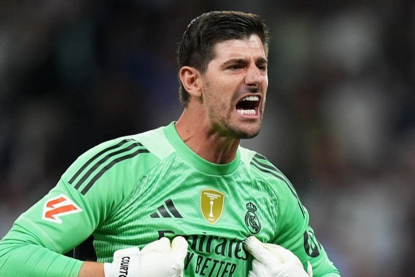 Courtois El Clasico kadrosundan çıkarıldı, Voloshyn çağrıldı