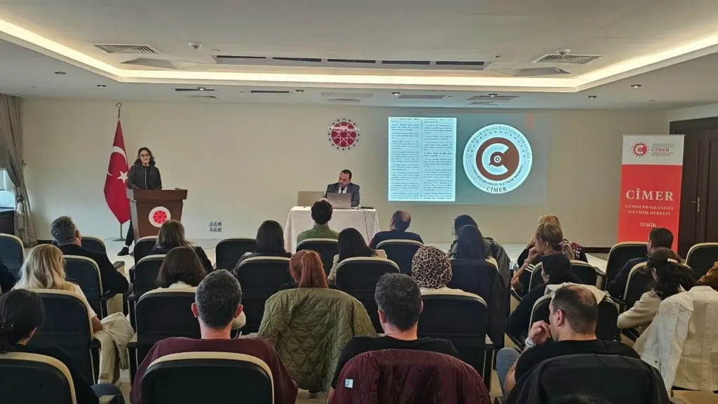 İzmir'de CİMER uygulamaları ve bağımlılık semineri düzenlendi