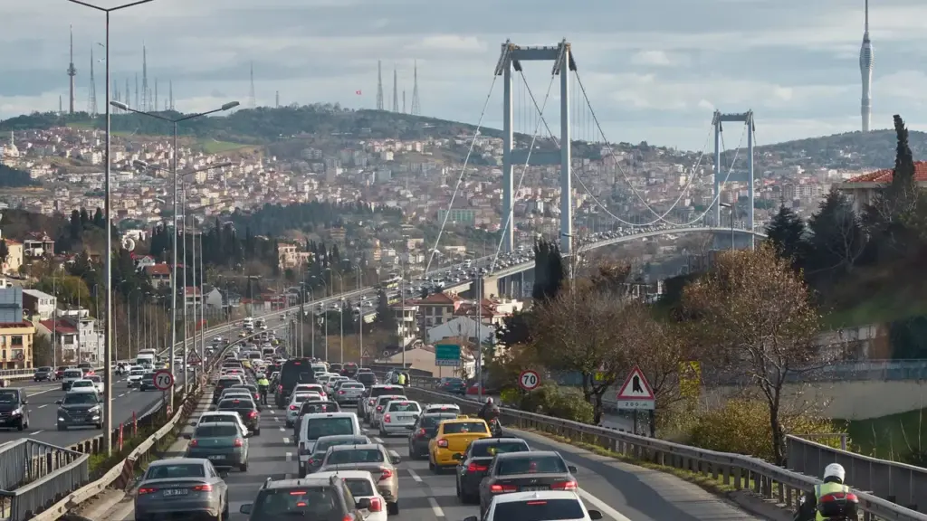 Yakalama kararı olan araçlara trafik sigortası yapılamıyor
