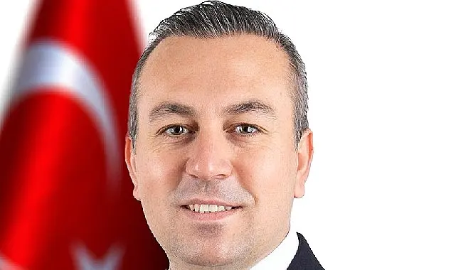 29 Ekim Cumhuriyet Bayramı: Sivas Belediye Başkanı Uzun'dan kutlama mesajı