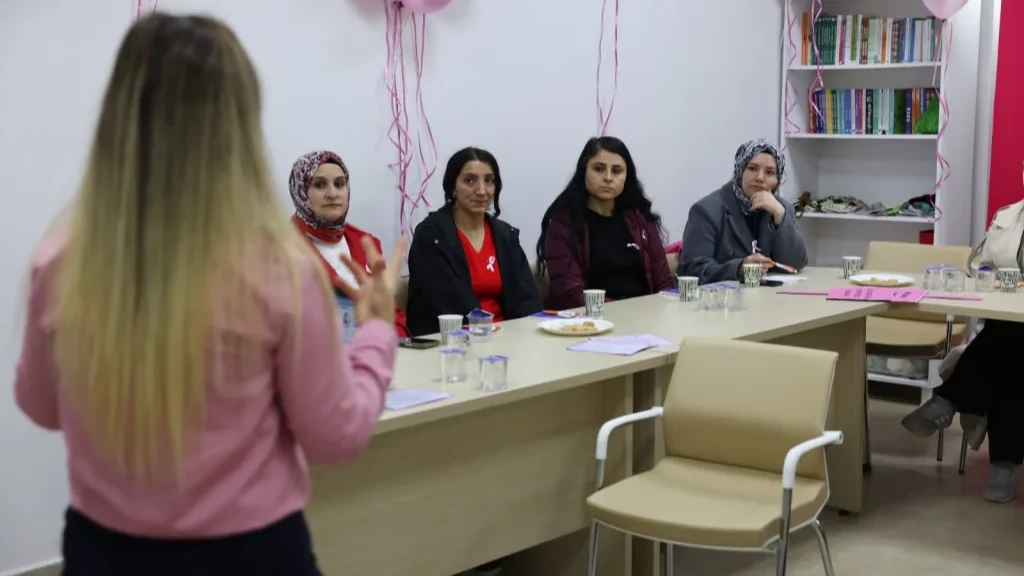 Meme kanseri: Tekirdağ’da 'Pembe Farkındalık' ile erken teşhis vurgusu