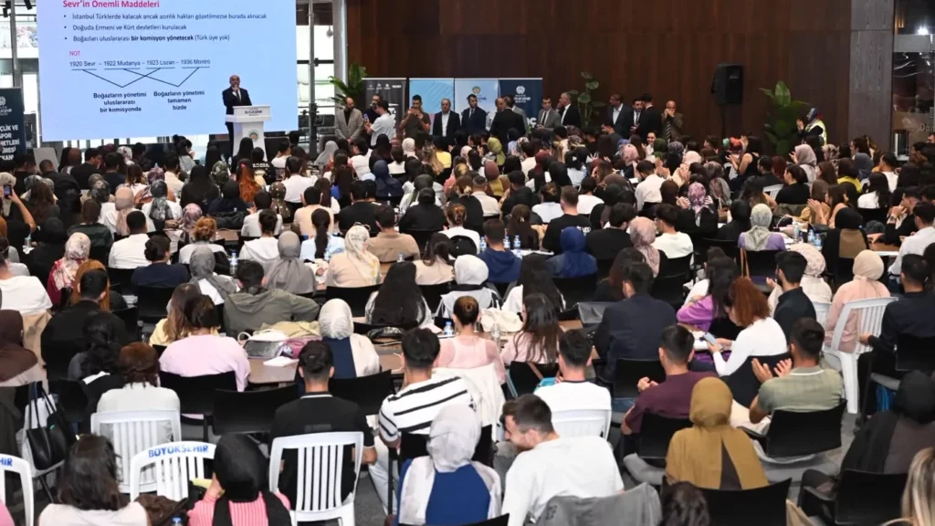 Malatya'da Başkan Sami Er KPSS kampında adaylarla buluştu