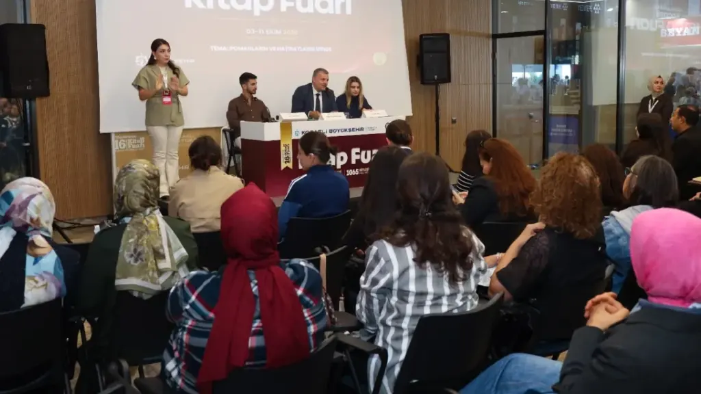 Kocaeli 'Spor Kenti' kimliği kitap fuarında tartışıldı