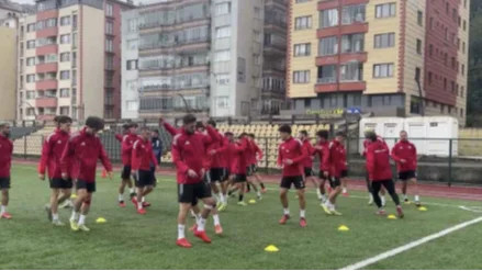 Zonguldakspor – Düzcespor maçı bugün saat 14.00'te