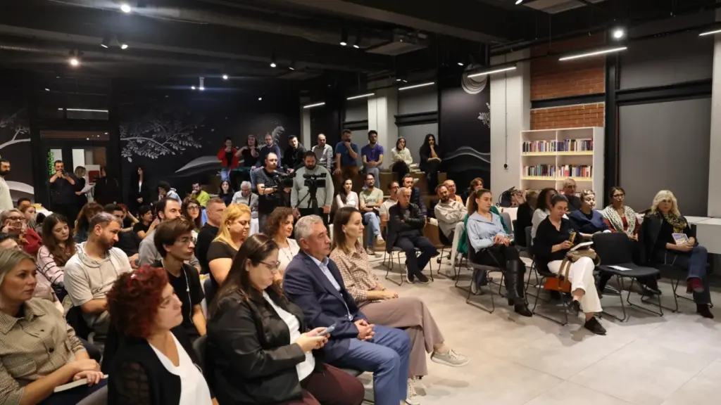 Alper Canıgüz Nilüfer Koza Buluşmaları'nda 'Örümcek Burgacı'yı anlattı